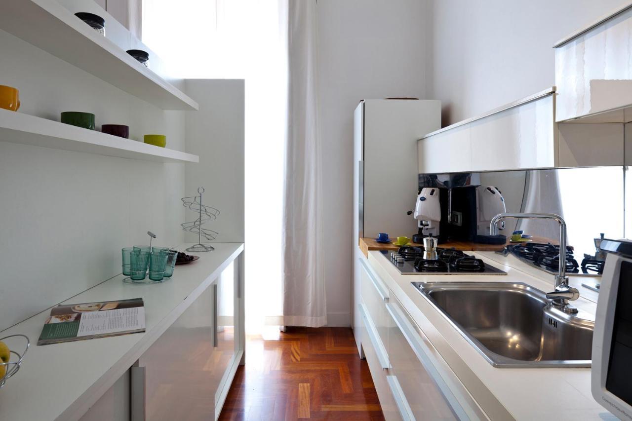 נאפולי Elegant Apartment At Chiaia By Wonderful Italy מראה חיצוני תמונה